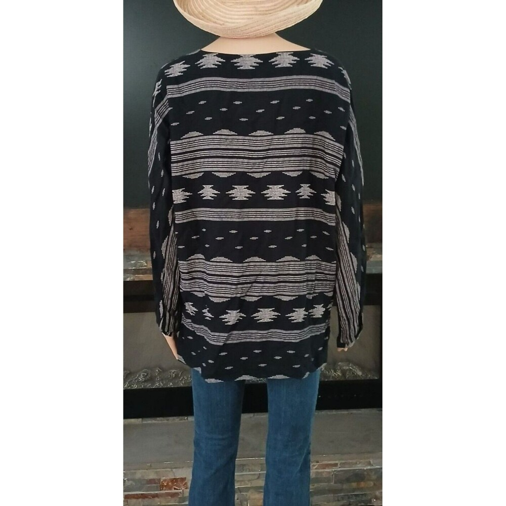 Old Navy Tunic Top Blouse Women's MEDIUM Long Sleeve Lightweight Aztec Casual - Picture 6 of 9